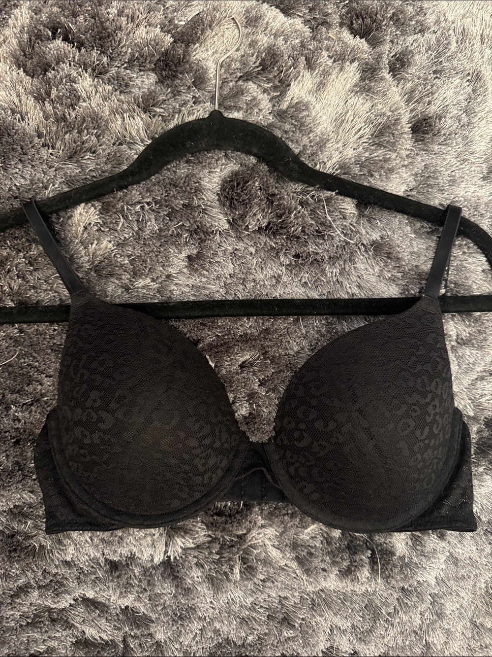 PINK Victoria's Secret Lace everyday t shirt Bra in Black and white - Picture 3 of 8